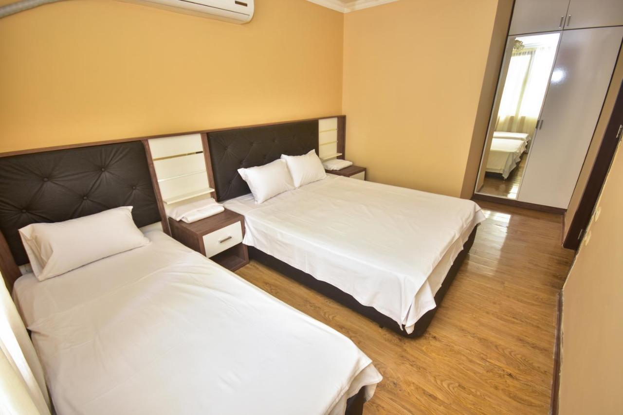 Family Apartments Батумі Екстер'єр фото