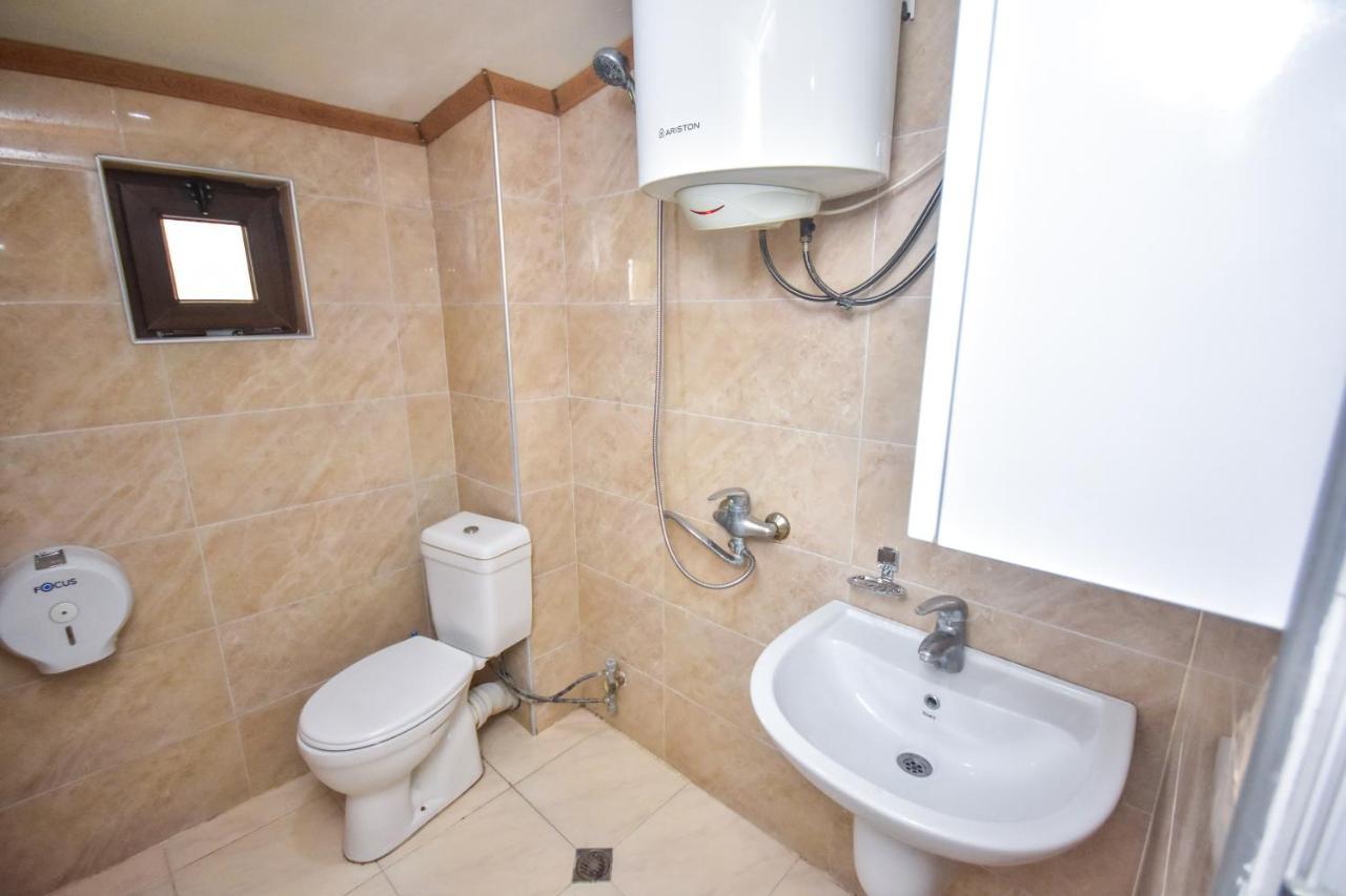 Family Apartments Батумі Екстер'єр фото