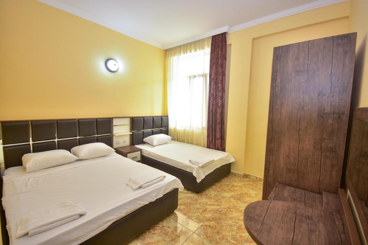 Family Apartments Батумі Екстер'єр фото